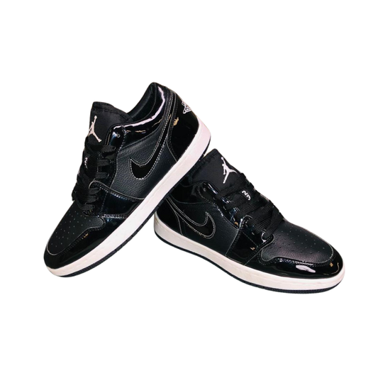 TENIS JORDAN R1 NEGROS CHOCLO CHAROL