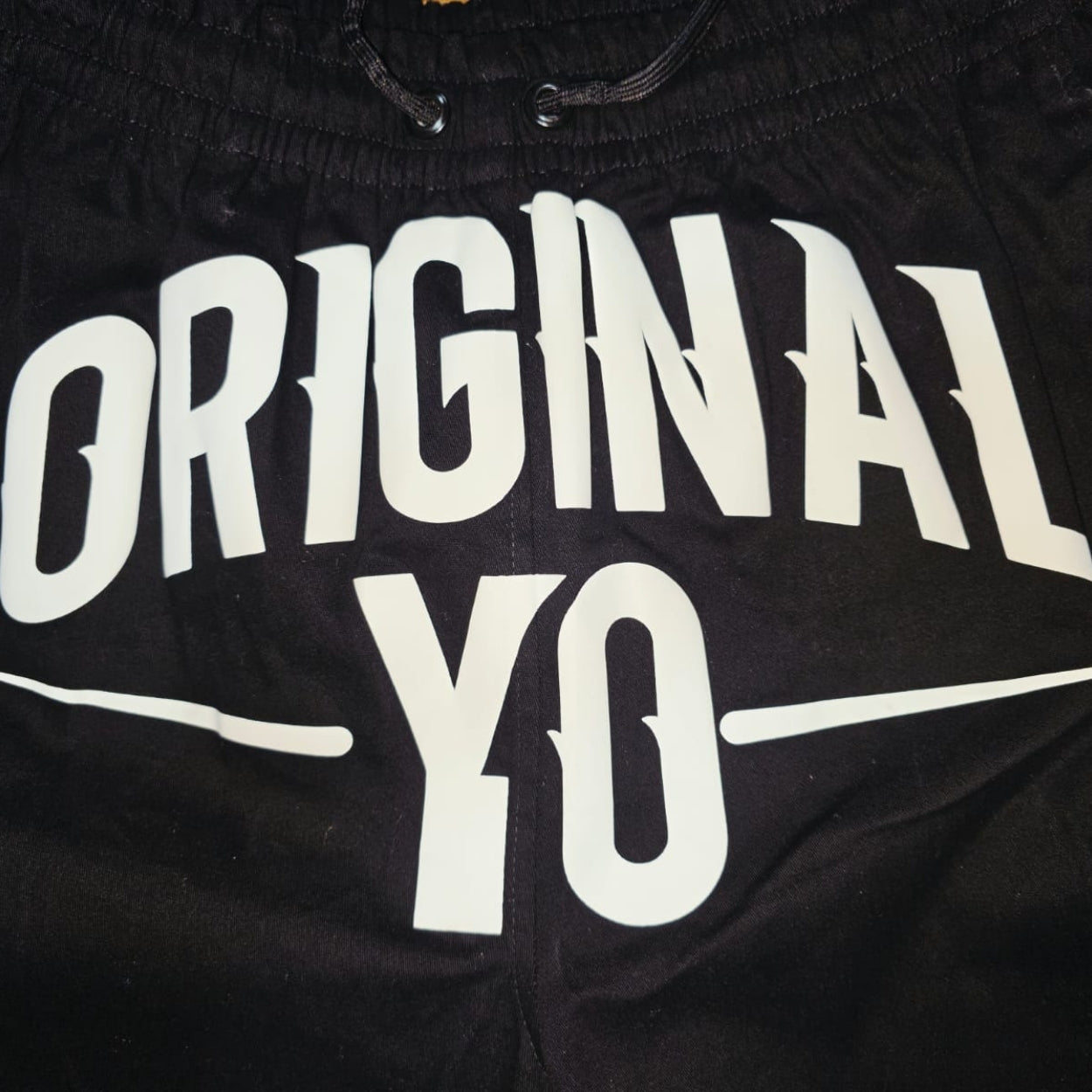 BERMUDA YONER NEGRA ORIGINAL YO