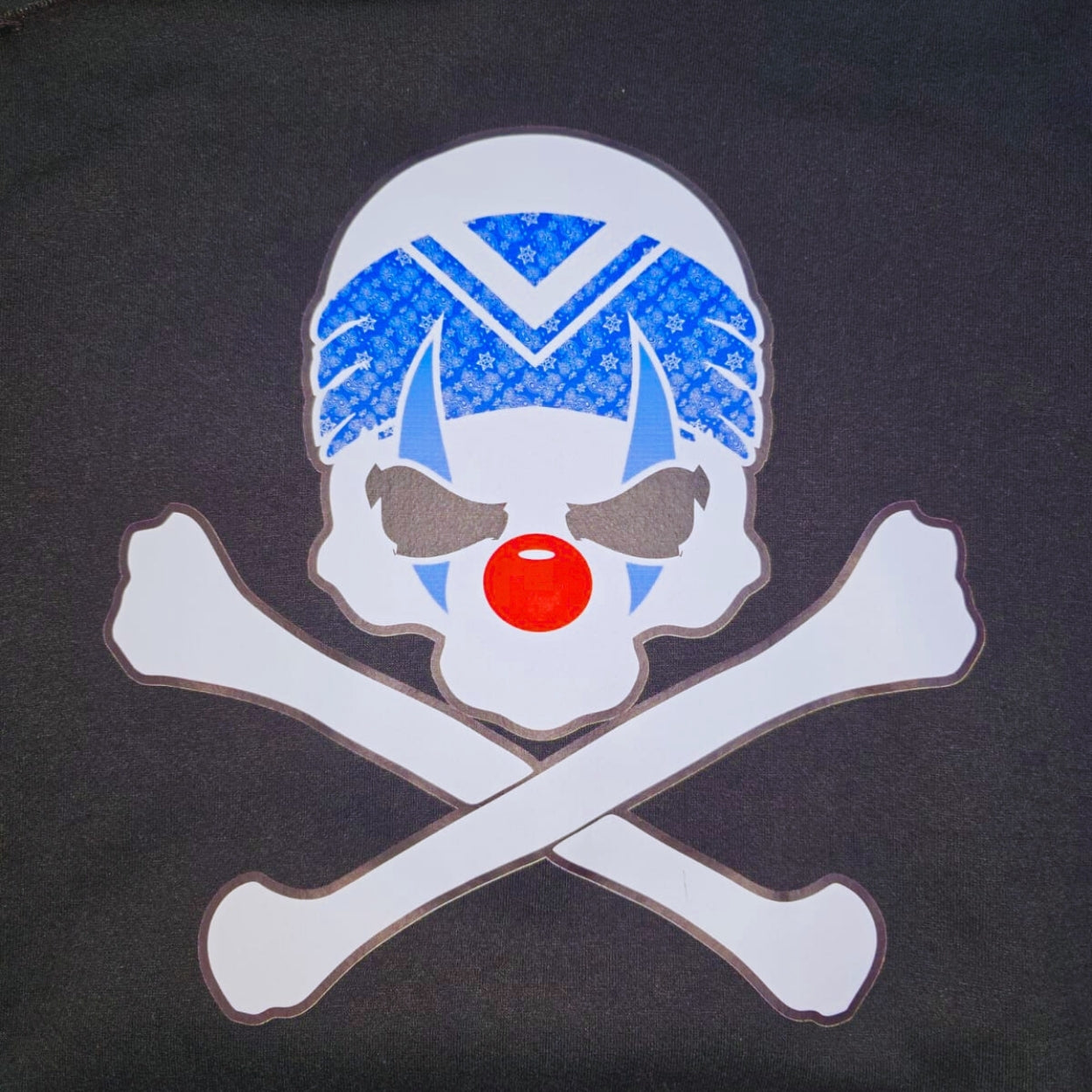 HOODIE BASICA SS NEGRA CALAVERA PAYASO