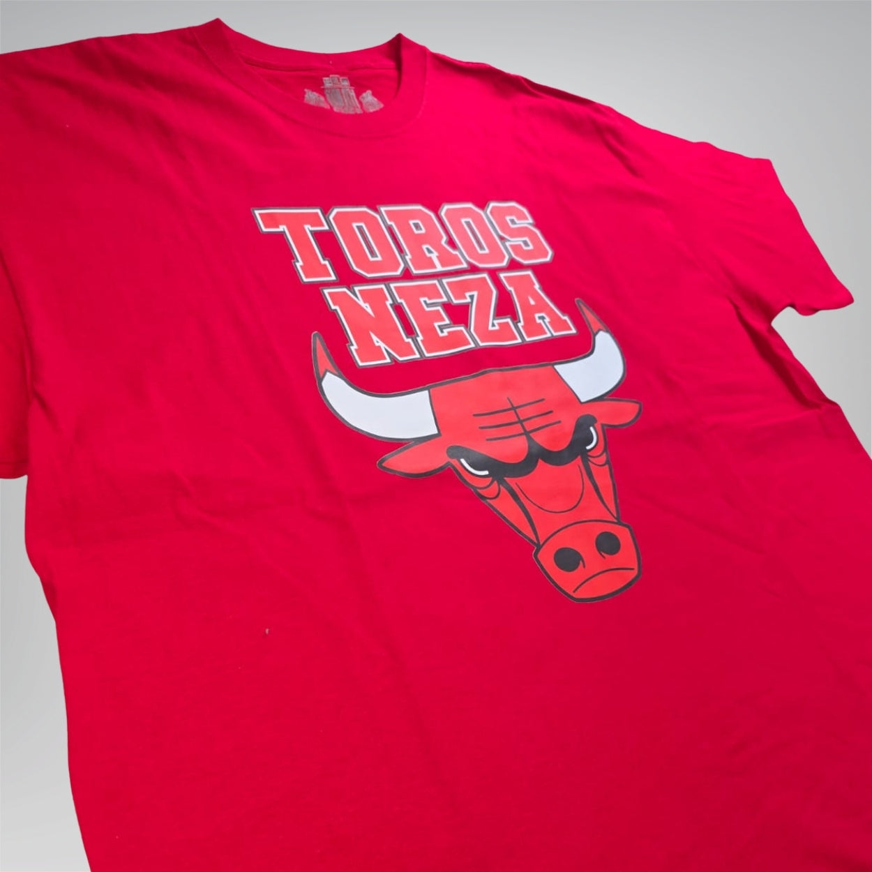PLAYERA BASICA SS ROJA TOROS NEZA