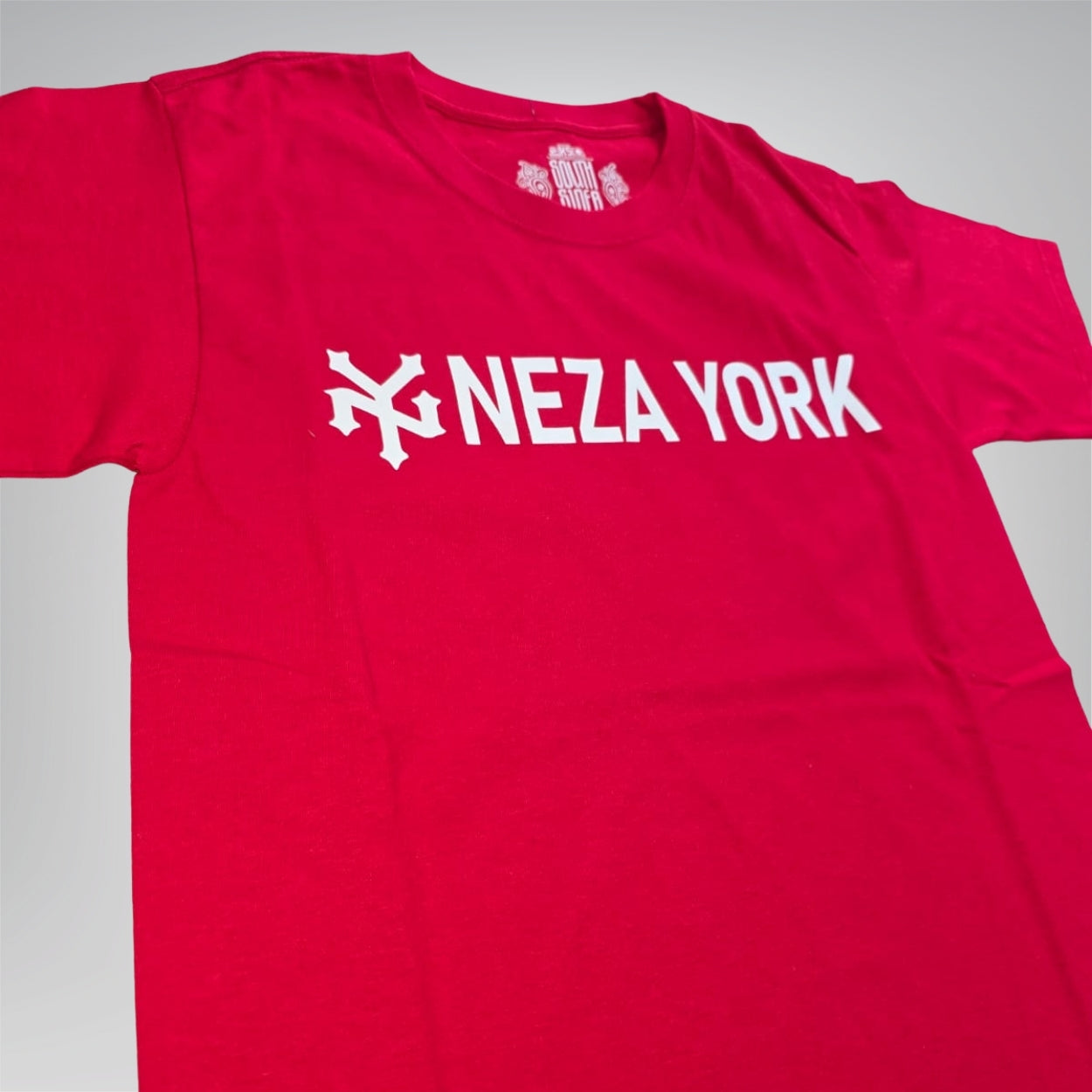 PLAYERA BASICA SS ROJA NEZA YORK