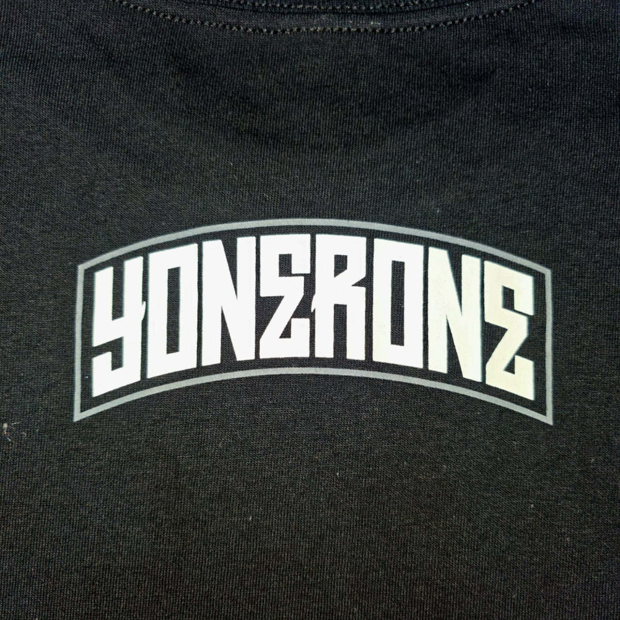 PLAYERA YONER NEGRA SUPREMO