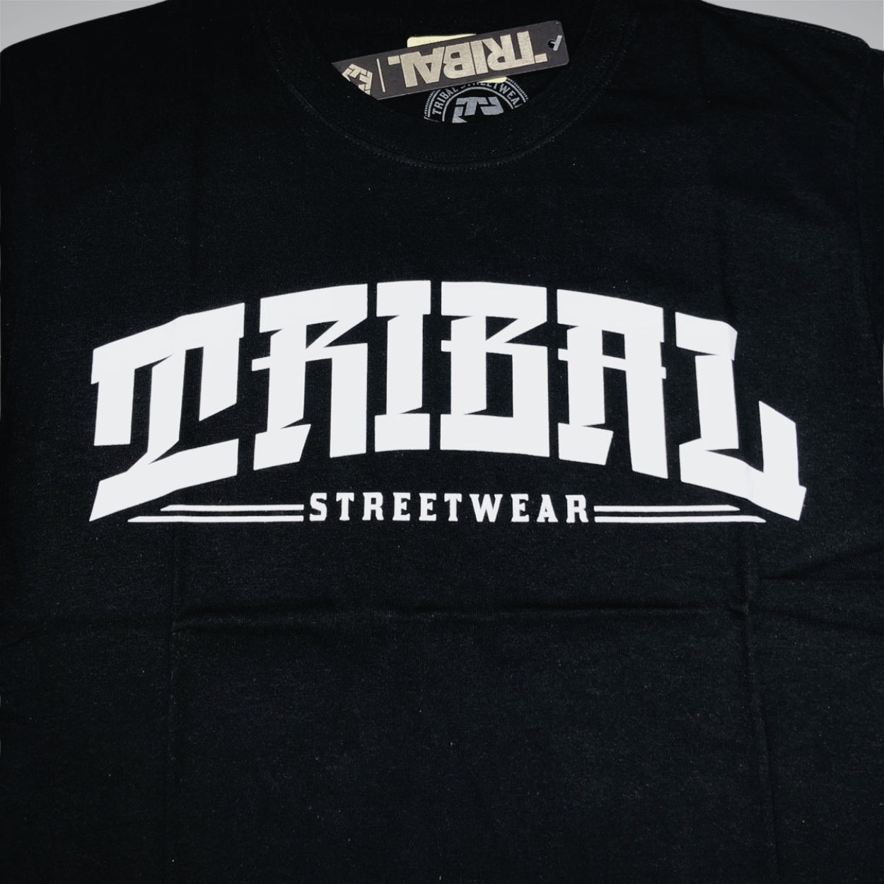 PLAYERA TRIBAL NEGRA STREET WEAR