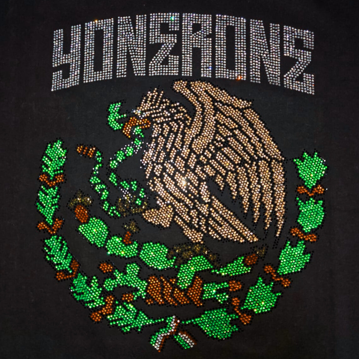 PLAYERA YONER NEGRA AGUILA BRILLOS