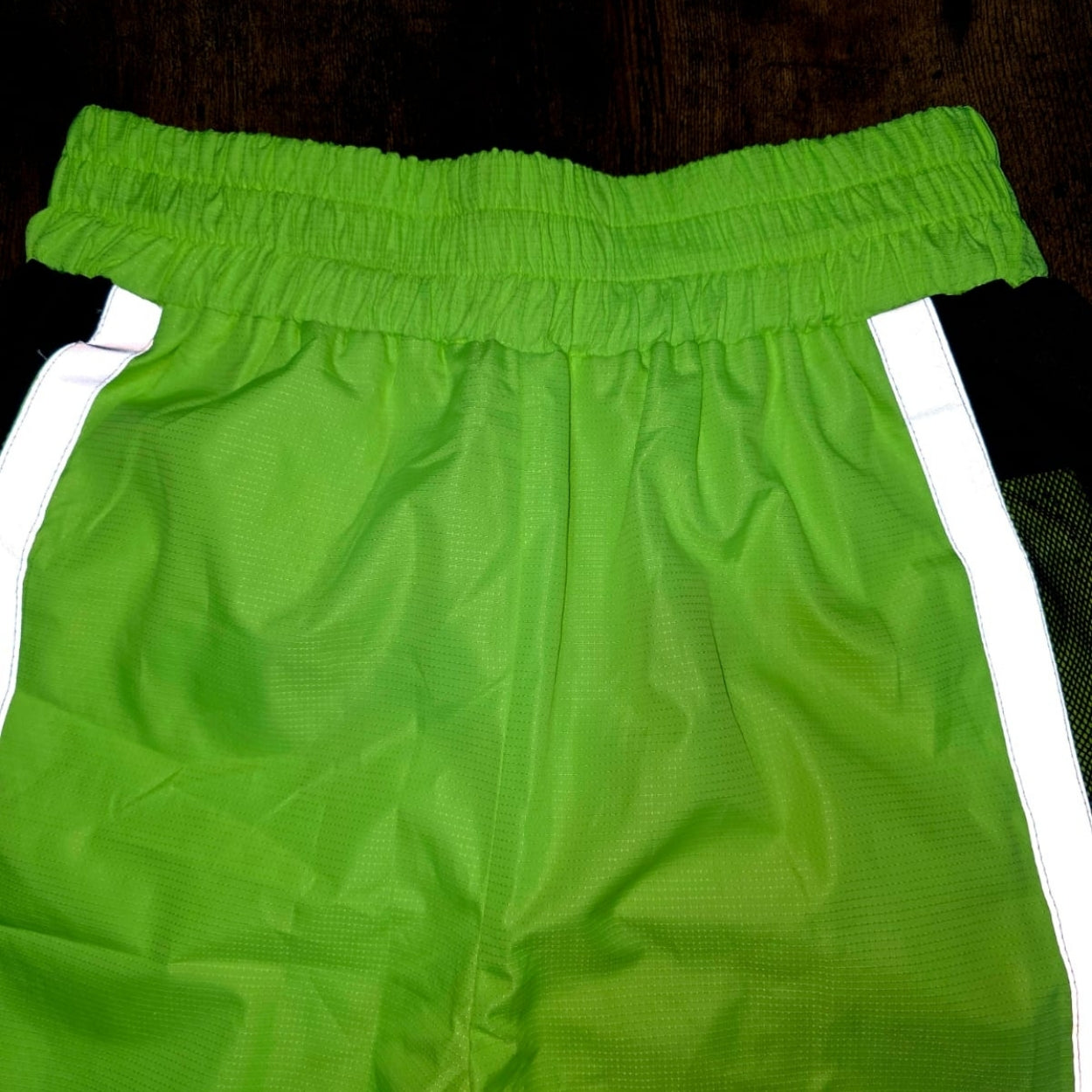 BERMUDA YONER SHERLOVE VERDE NEON