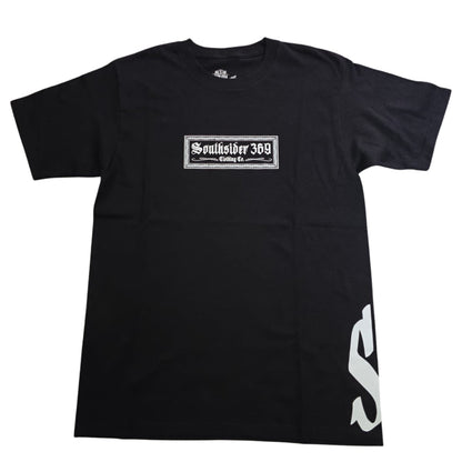PLAYERA BASICA SS NEGRA RECTANGULO EN EL PECHO