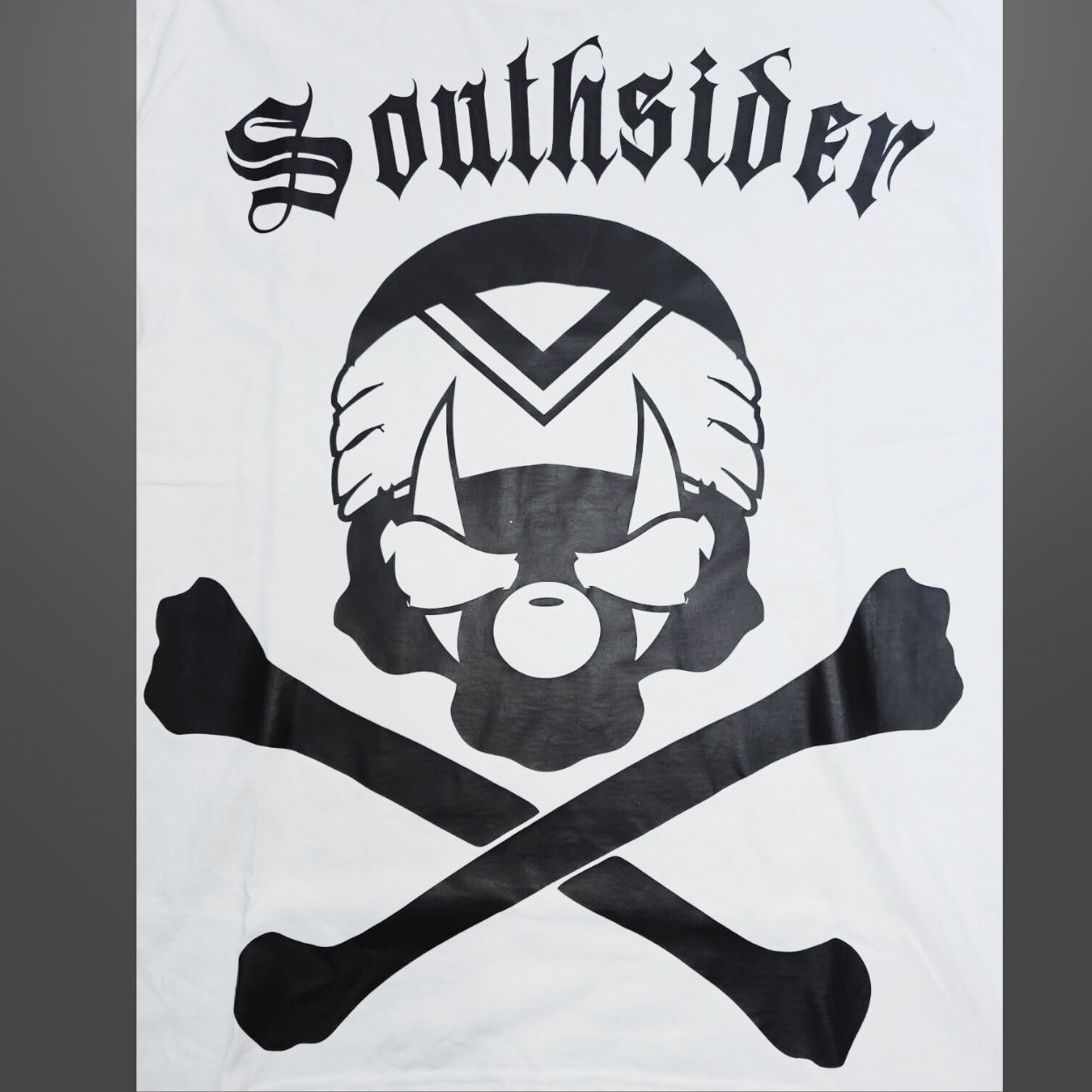 PLAYERA BASICA SS BLANCA CALAVERA