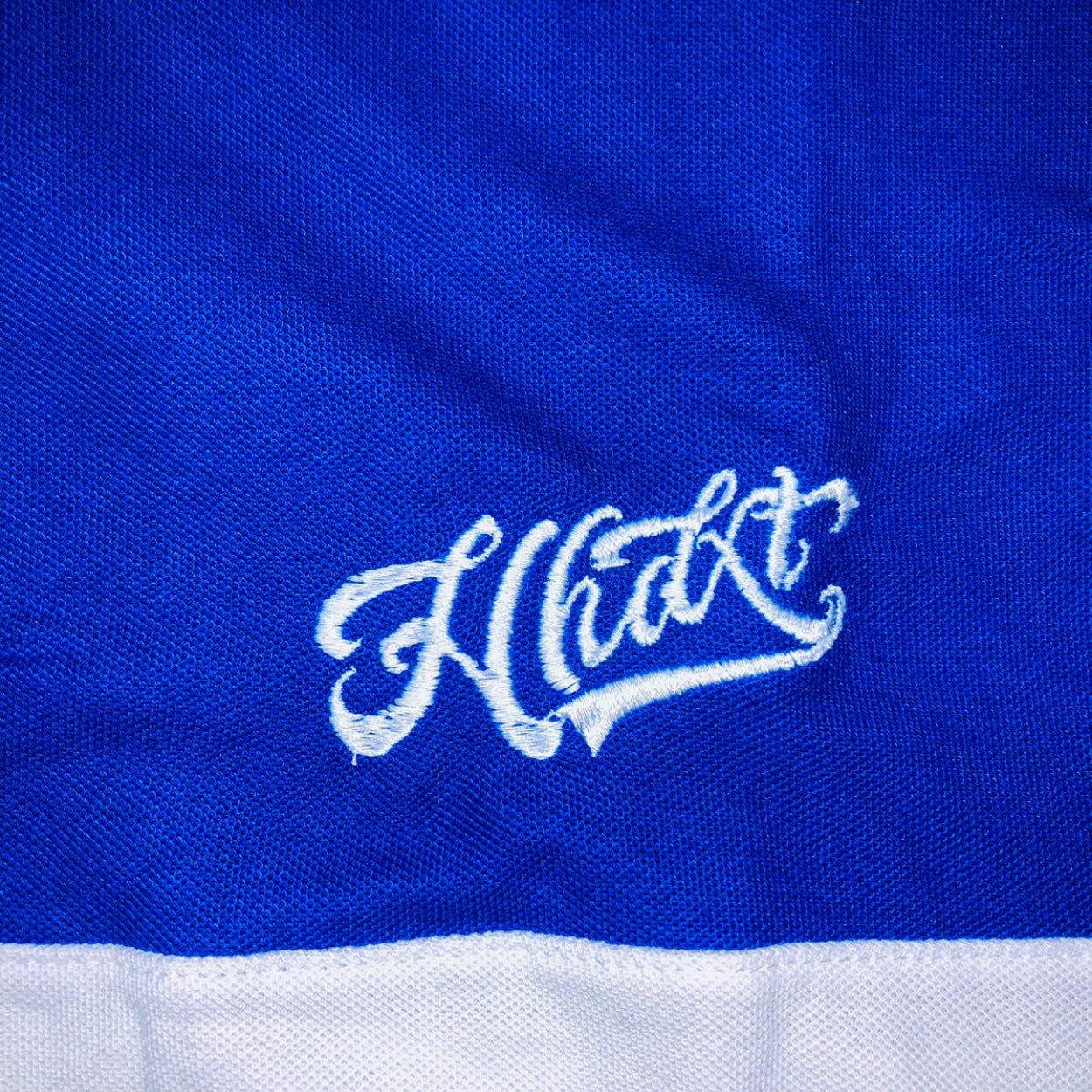 PLAYERA ALEMAN TIPO POLO REY/BLANCO