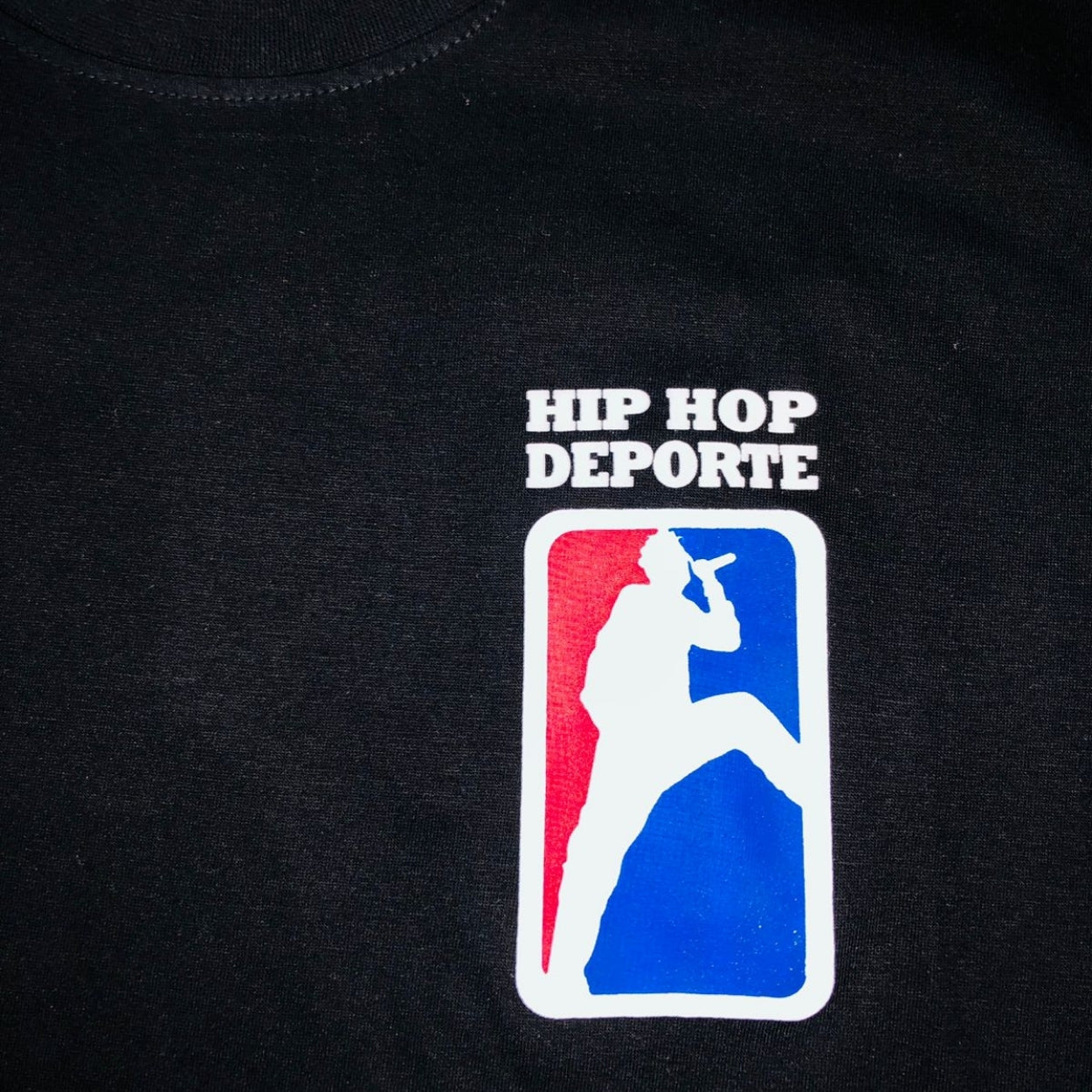 PLAYERA ALEMAN NEGRA LOGO HIPHOP