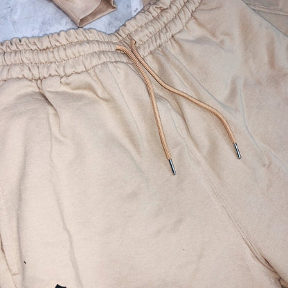 CONJUNTO BEIGE ALEMAN