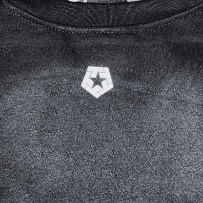 SUDADERA DE CUELLO REDONDO TRIBAL NEGRA GRAFITI