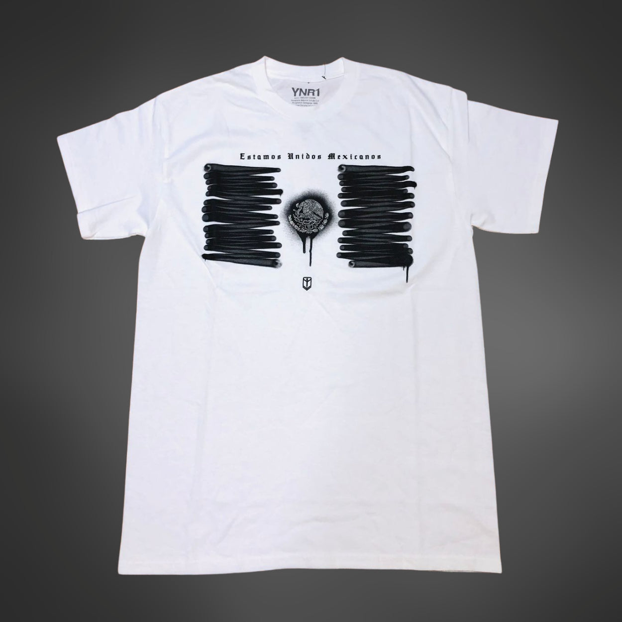 PLAYERA YONER BLANCA BANDERA FLARE