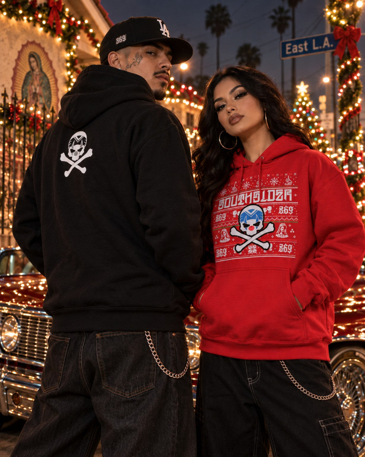 Vista trasera de hoodie negra Southsider 369 con calavera