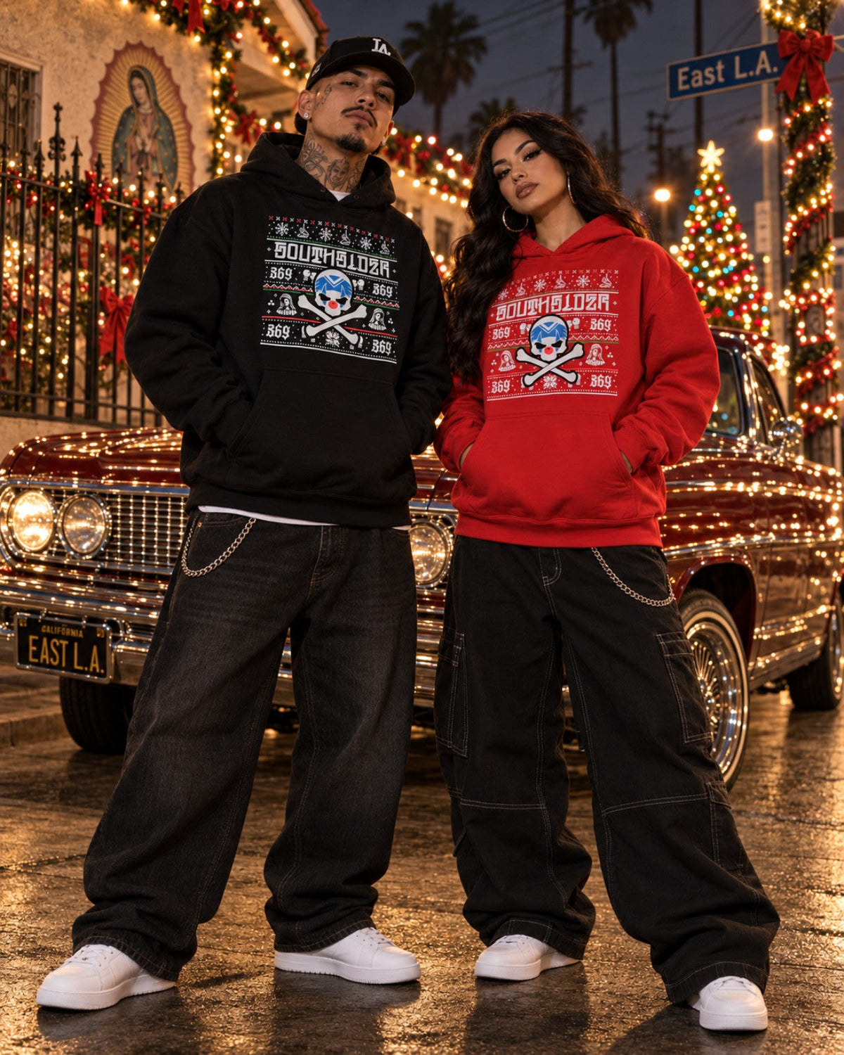 Hoodie navideña Southsider 369 negra y roja, vista frontal en modelos virtuales
